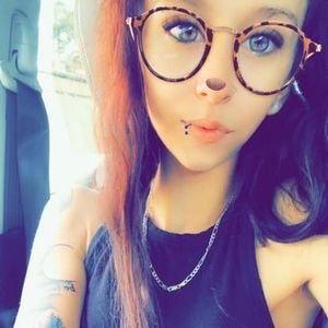 Meet your Posher, Danni